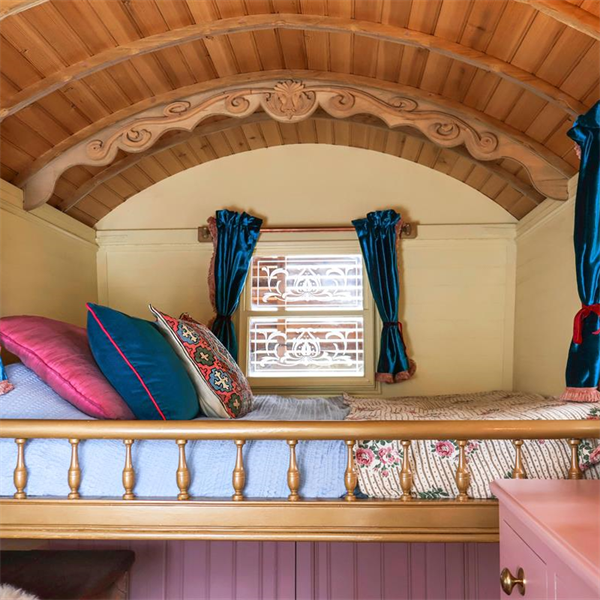 'Queenie' The Gypsy wagon